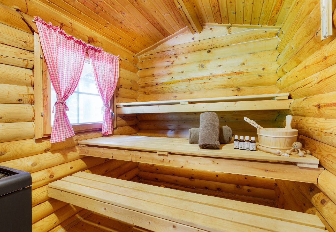 House in Kirchberg in Tirol - Chalet Levi