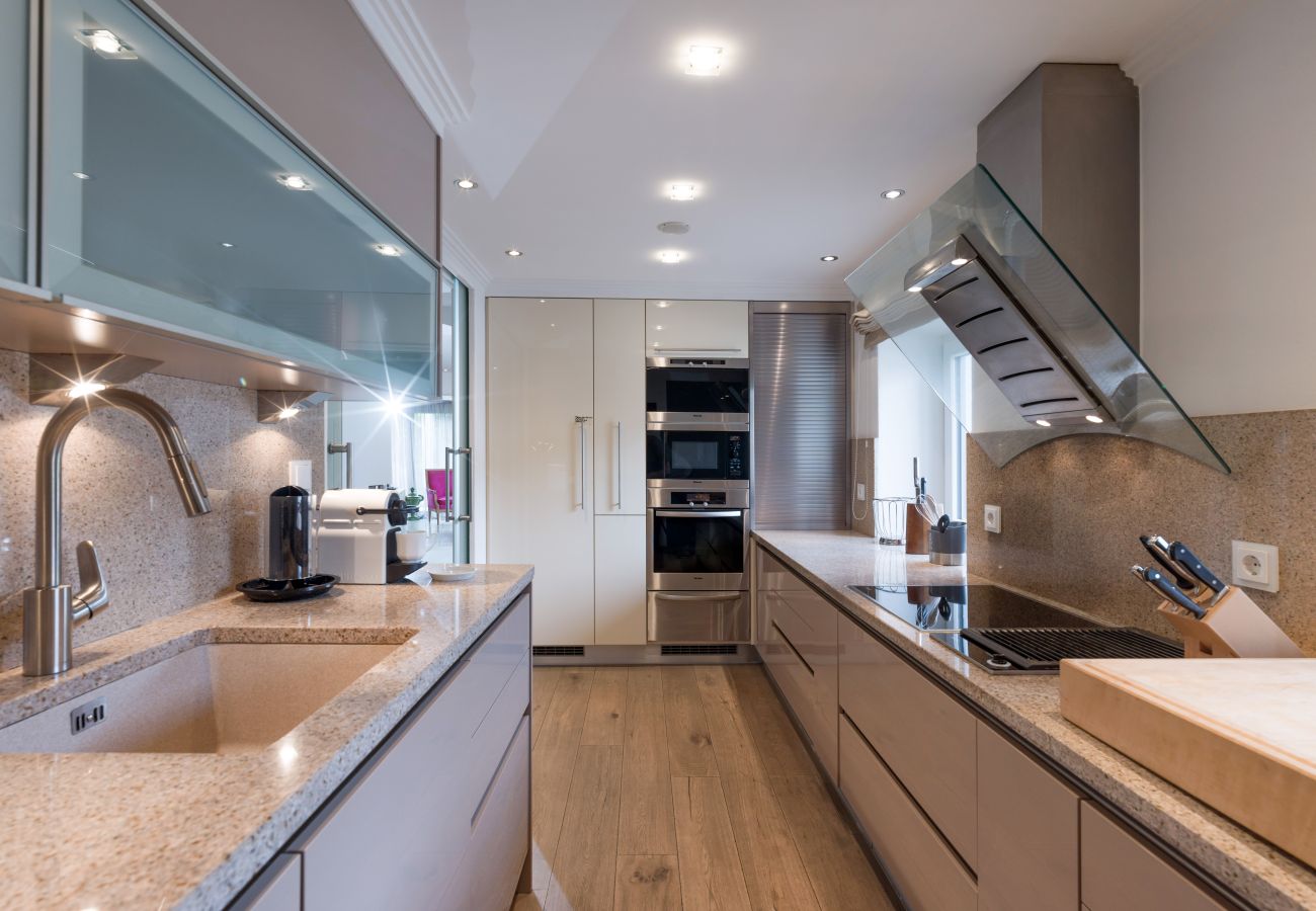 Ferienwohnung in Kirchberg in Tirol - Trendguide Garten Suite