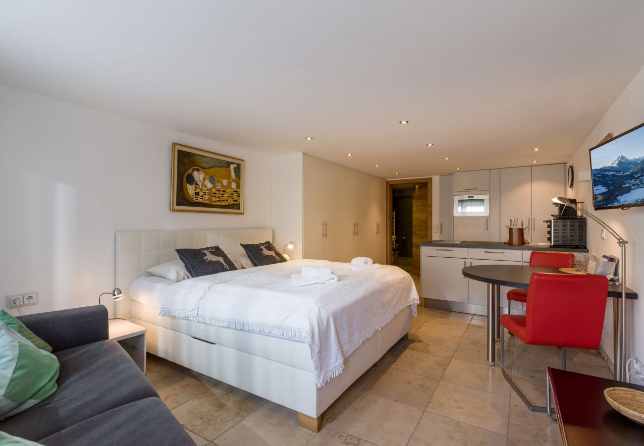 Ferienwohnung in Kirchberg in Tirol - Zentral Sauna Studio